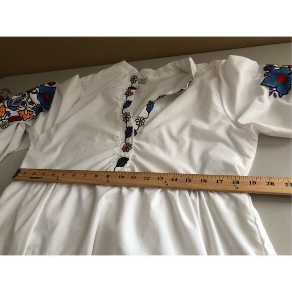 By ESQ White Boho Embroidered Peasant Dress Tassel Sleeve Tiered Midi SZ L - Picture 9 of 13